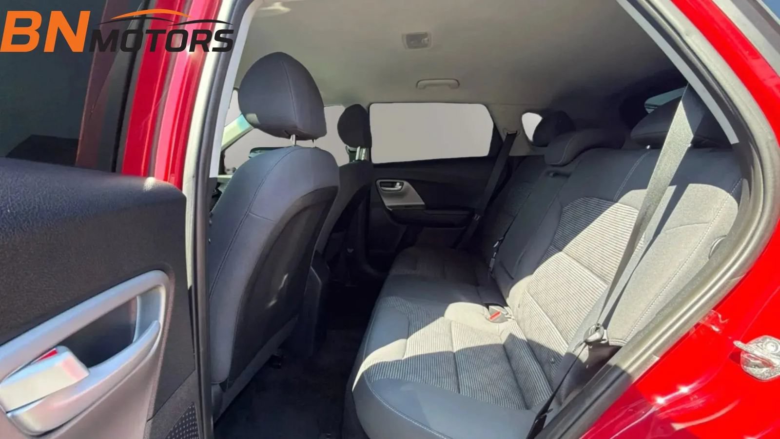 Used 2018 Kia Niro LX FWD image 12