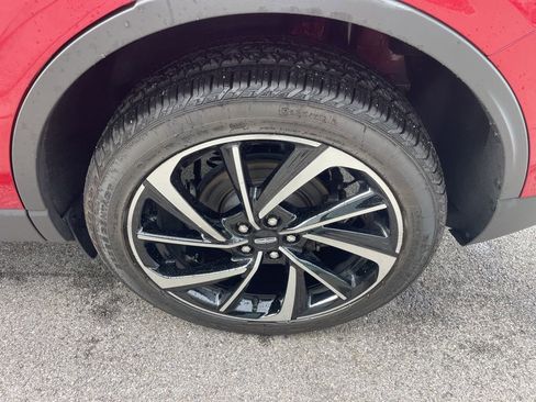 Used 2023 Lincoln Corsair Reserve w/ Rear Removable Package Tray image 14