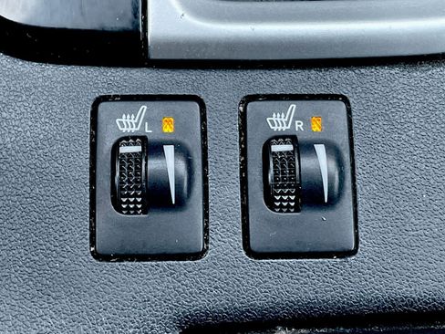 Used 2019 Toyota Highlander XLE image 23