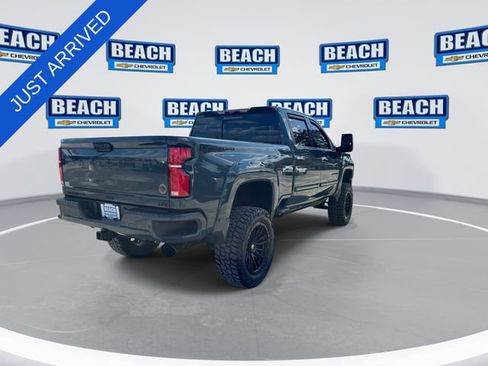 Used 2025 Chevrolet Silverado 2500 LTZ w/ LTZ Premium Package AWD/4WD image 8