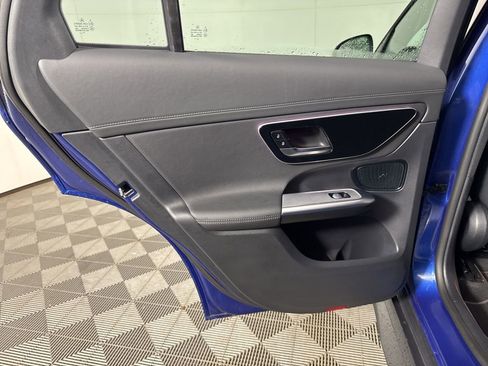 Used 2024 Mercedes-Benz GLC 300 4MATIC w/ AMG Line image 23