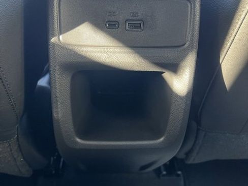 New 2026 Chevrolet Trax RS w/ Sunroof Package image 47