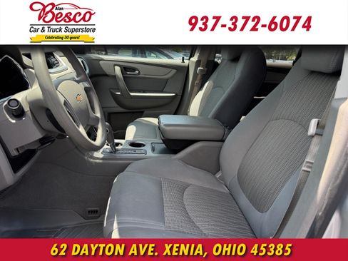 Used 2015 Chevrolet Traverse LS FWD image 11