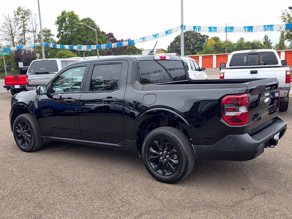 Used 2023 Ford Maverick XLT w/ Black Appearance Package FWD image 27