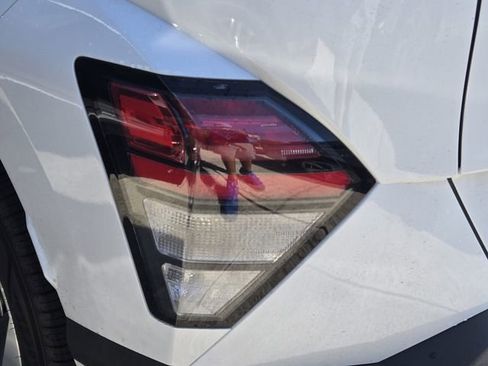 Certified 2024 Hyundai Kona SEL FWD image 9