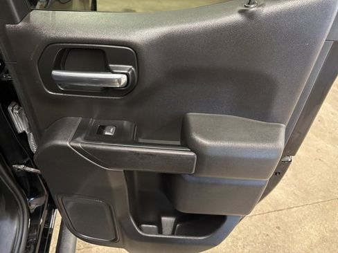 Used 2019 Chevrolet Silverado 1500 Custom w/ Custom Value Package image 23