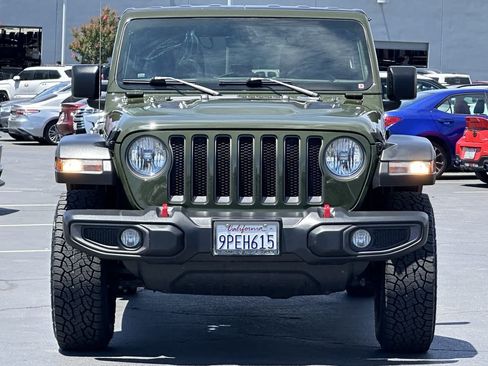 Used 2023 Jeep Wrangler Unlimited Rubicon AWD/4WD image 10