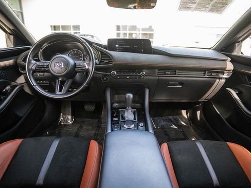Used 2024 MAZDA MAZDA3 s image 13