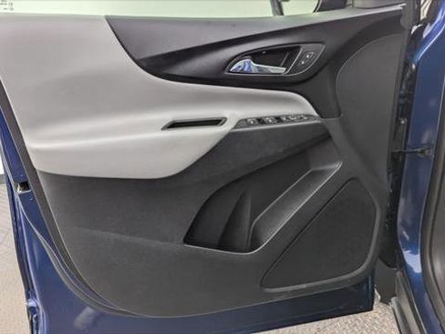 Used 2023 Chevrolet Equinox LS w/ LS Convenience Package image 13