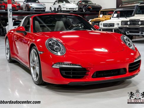 Used 2015 Porsche 911 Targa 4S image 11
