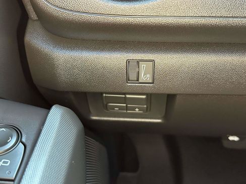 Used 2026 Chevrolet Colorado Trail Boss AWD/4WD image 21