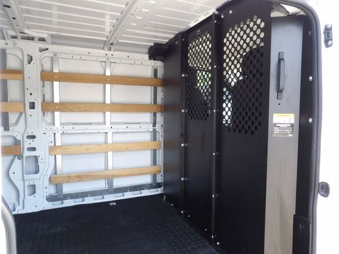 Used 2025 RAM ProMaster 2500 w/ U-Haul Equipment Group FWD image 27