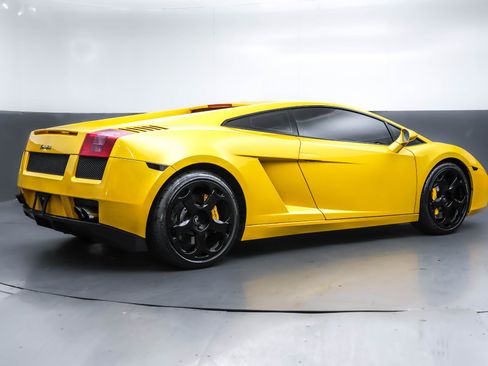 Used 2004 Lamborghini Gallardo AWD/4WD image 19