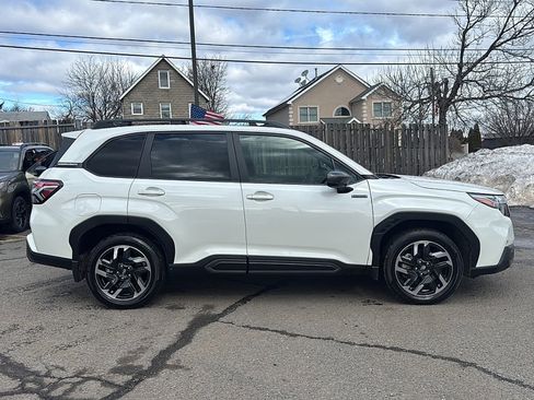 Used 2025 Subaru Forester Limited w/ Protection Package (1PH) image 9