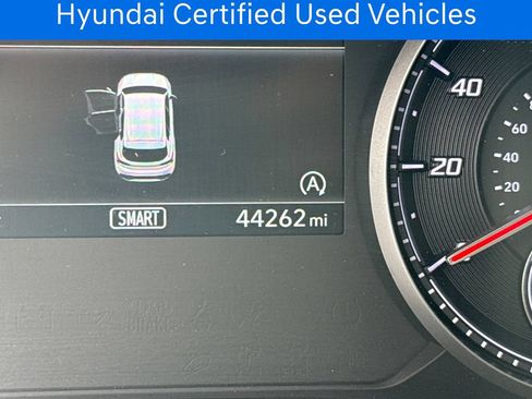 Certified 2023 Hyundai Santa Fe SEL FWD image 20