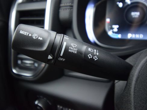 New 2026 RAM 2500 Laramie AWD/4WD image 29