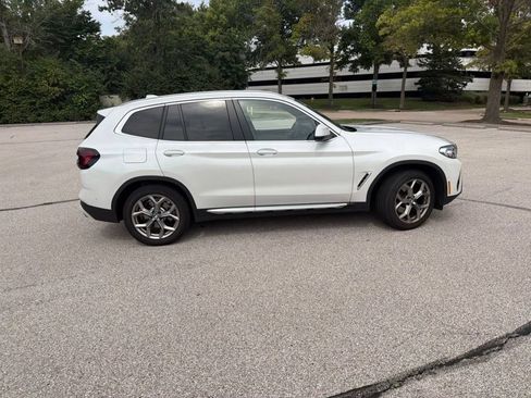 Used 2023 BMW X3 xDrive30i w/ Premium Package AWD/4WD image 3
