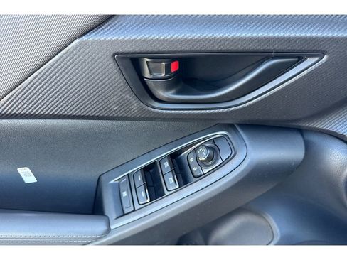 Used 2026 Subaru Crosstrek 2.0i Premium image 11