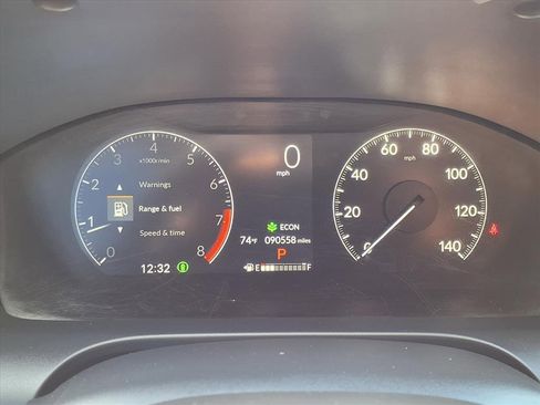 Used 2025 Honda HR-V LX image 8