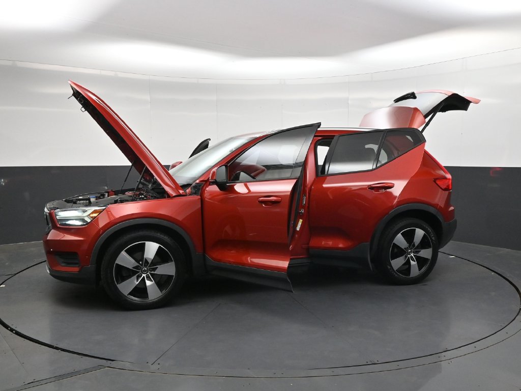 Used 2019 Volvo XC40 T4 Momentum FWD image 39