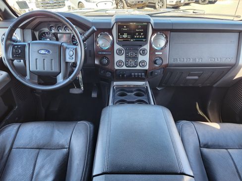 Used 2016 Ford F350 Lariat image 15
