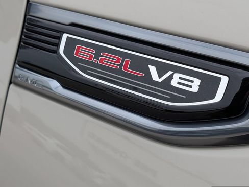 New 2026 GMC Sierra 1500 AT4 w/ AT4 Premium Package AWD/4WD image 32