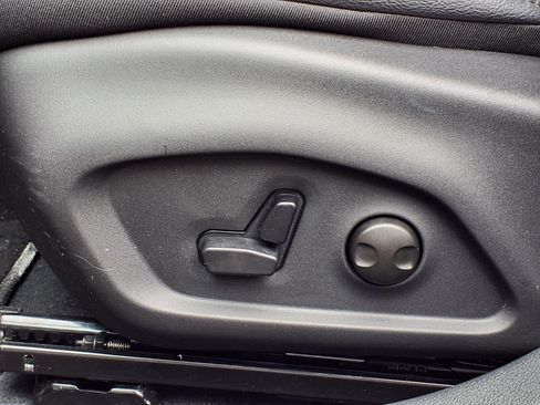 Used 2026 Jeep Compass Limited image 4