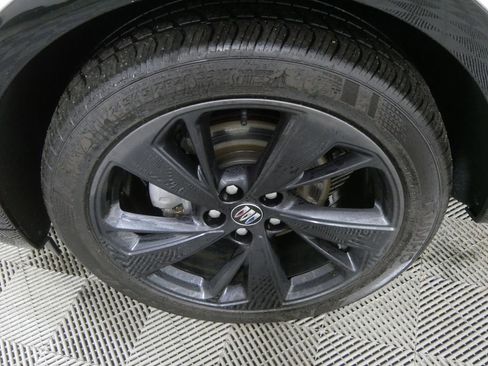 Used 2024 Buick Envision Sport Touring image 9