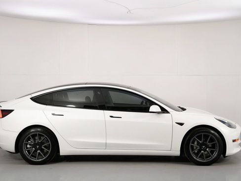 Used 2022 Tesla Model 3 Long Range image 53