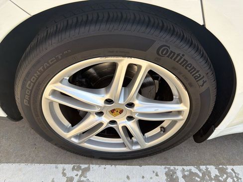 Used 2015 Porsche Panamera 4 AWD/4WD image 44