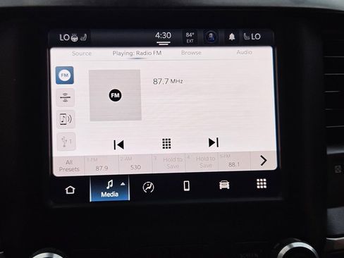 Used 2022 RAM 1500 Lone Star w/ Night Edition RWD image 9