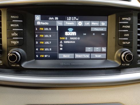 Used 2018 Kia Sorento FWD image 25