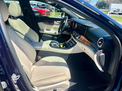 Used 2018 Mercedes-Benz E 300 4MATIC image 13