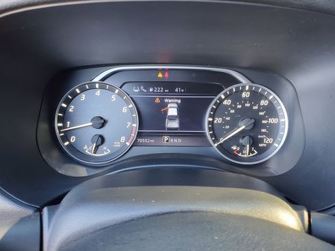 Used 2022 Nissan Frontier SV image 23