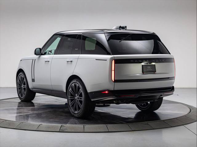 New 2026 Land Rover Range Rover SE AWD/4WD image 3