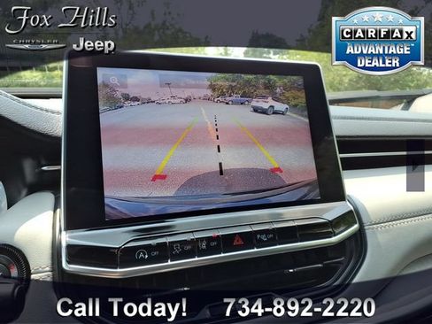 Certified 2024 Jeep Compass Limited AWD/4WD image 21