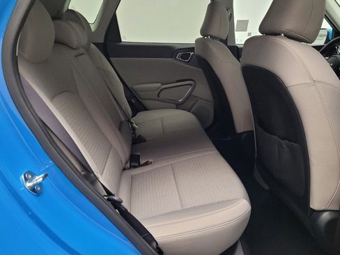 Used 2024 Kia Soul EX image 19