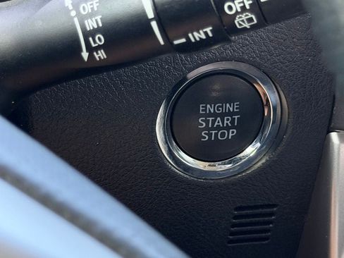 Used 2022 Toyota 4Runner SR5 RWD image 41