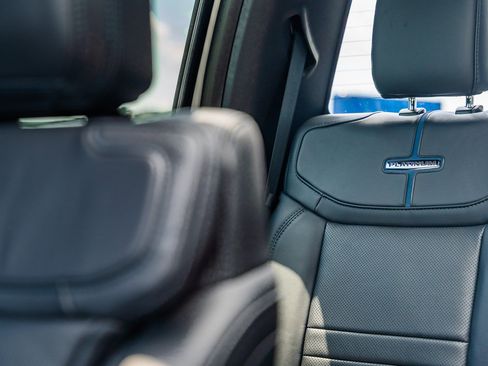 Used 2025 Ford F350 Platinum image 29