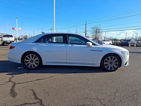 Used 2019 Lincoln Continental Reserve image 28