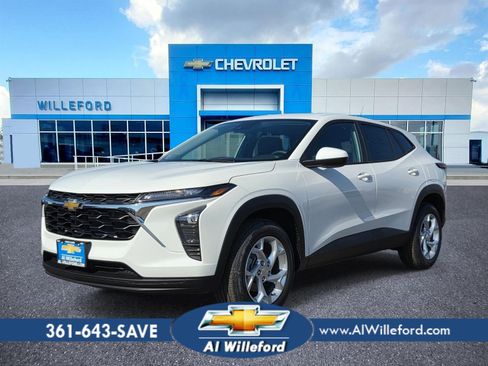 New 2026 Chevrolet Trax LS w/ LS Convenience Package FWD image 1