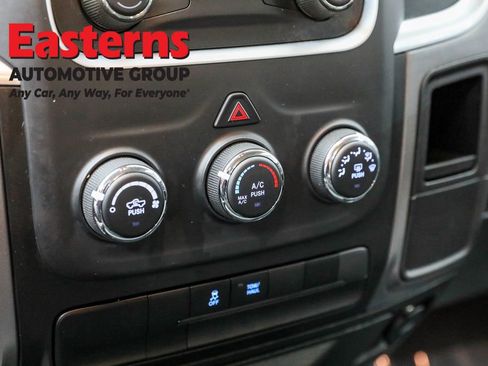 Used 2024 RAM 1500 Classic SLT image 20