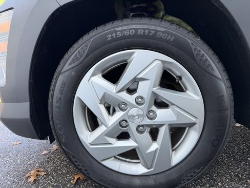 Certified 2024 Hyundai Kona SE image 19