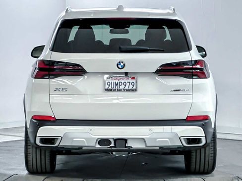 Used 2026 BMW X5 xDrive40i image 7
