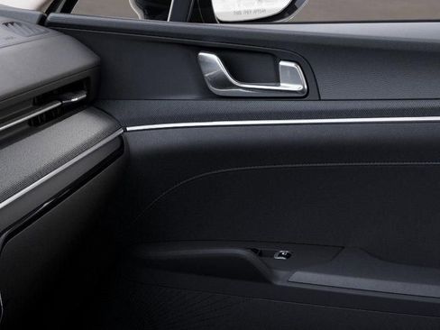 New 2025 Kia K5 LXS image 25