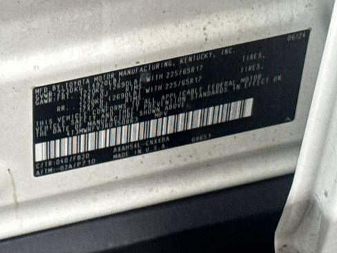 Used 2024 Toyota RAV4 LE AWD/4WD image 45