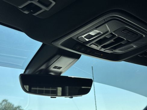 Used 2021 Chevrolet Silverado 3500 High Country image 27