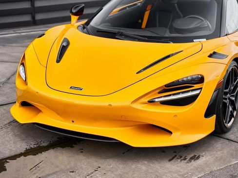 Used 2024 McLaren 750S image 7
