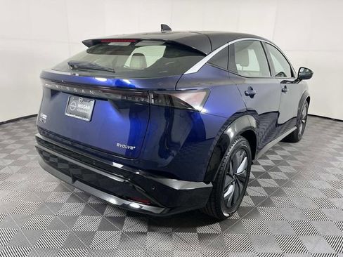 Used 2023 Nissan Ariya FWD image 4