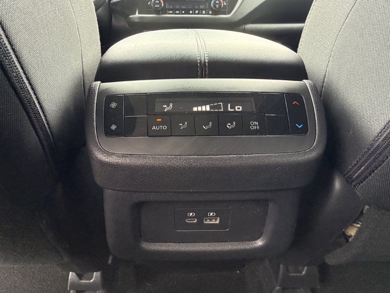 Certified 2025 Nissan Pathfinder SV FWD image 15